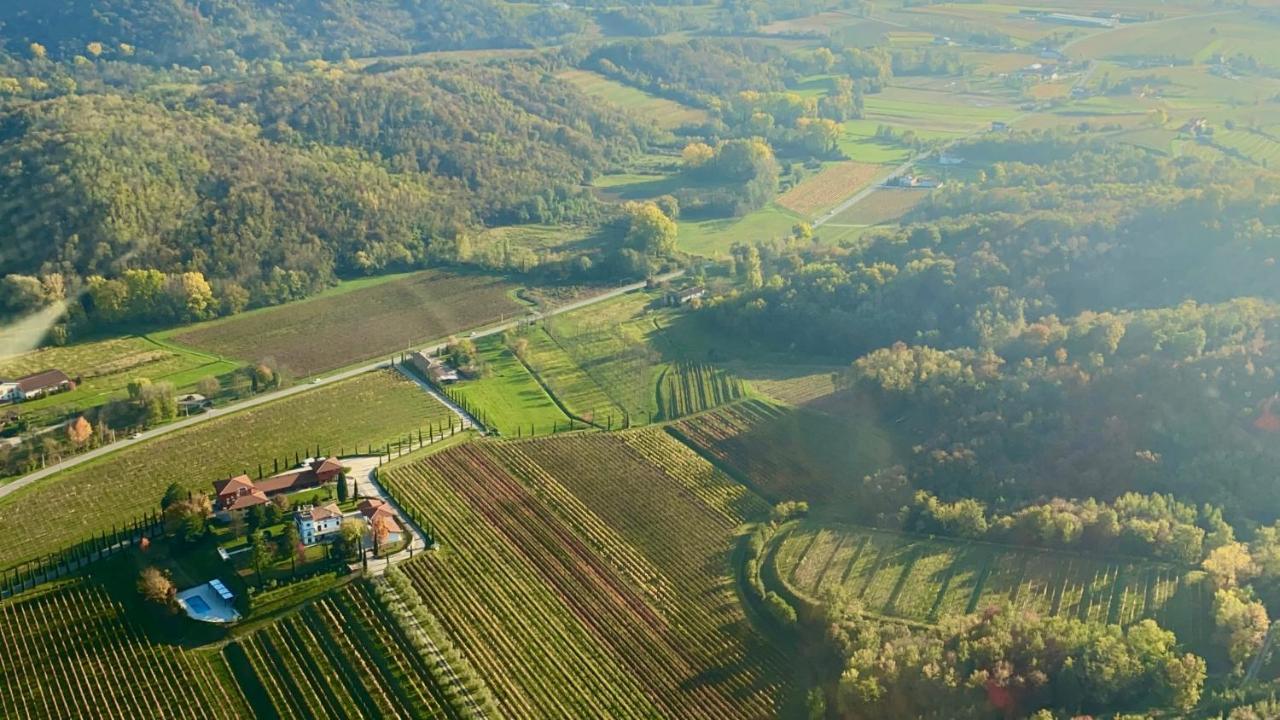 Il Roncal Wine Resort - For Wine Lovers Чивідале-дель-Фріулі Екстер'єр фото